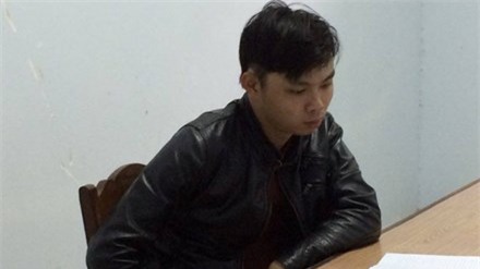 Đối tượng Bảo cầm dao đâm Phúc khiến Phúc tử vong.