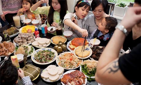 Sau khi tiễn ông Táo, đây là 4 việc nhất định phải làm để cả nhà gặp may mắn - Ảnh 2.