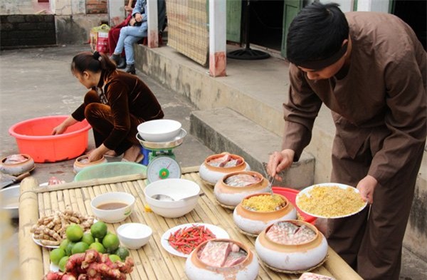 Bí mật 10 loại gia vị có trong nồi cá kho làng Vũ Đại
