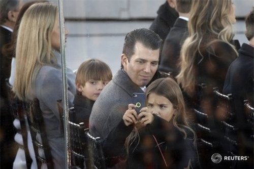 Donald Trump nghe hòa nhạc, chuẩn bị nhậm chức