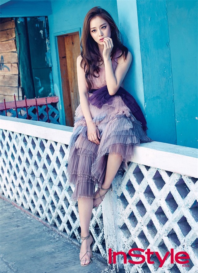 bi quyet thoi trang de kim tae hee tre nhu 18 khi da gan 40 - 4