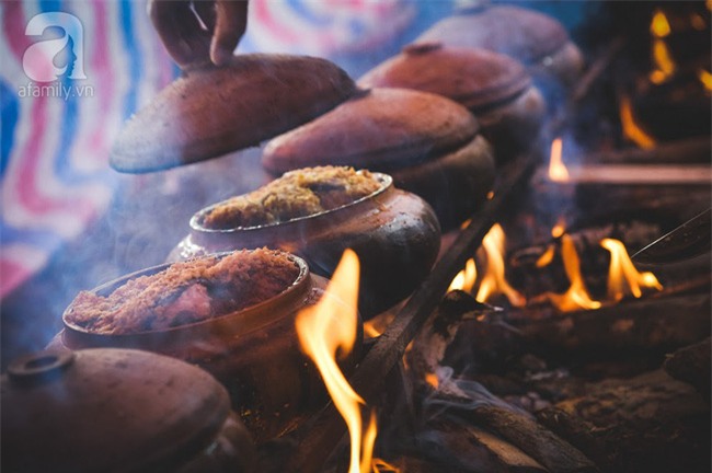 Về làng Vũ Đại giáp Tết, thưởng thức món cá kho đắt gấp trăm lần bình thường mà vẫn cháy hàng - Ảnh 16.