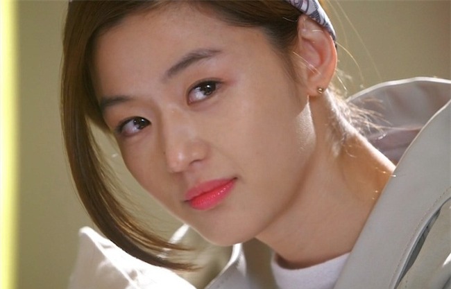 Tạm quên son đỏ đi, đây mới là sắc son đang được các kiều nữ Hàn lăng xê nhiệt tình - Ảnh 26.