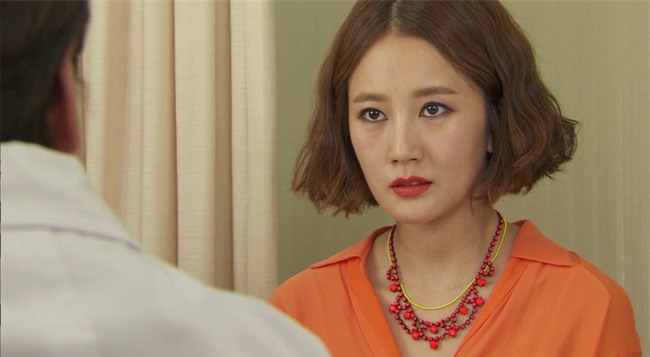 Bí mật đau đớn đằng sau chiếc bao cao su không nguyên bản dưới gầm giường cô giúp việc trẻ - Ảnh 1.