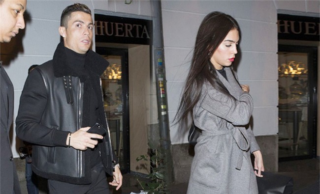 Ronaldo và Tháng Giêng là tháng ăn chơi - Ảnh 3.
