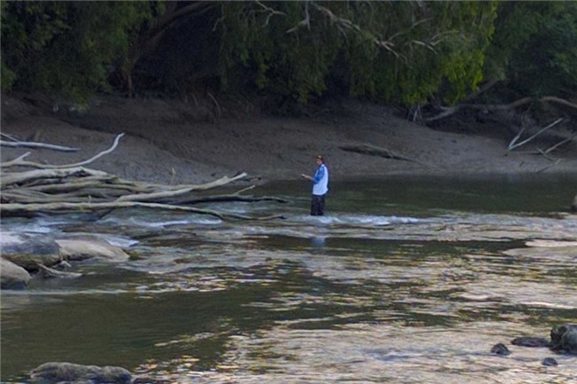 uc: di qua cau tran, bi ca sau loi xuong song can chet hinh anh 2