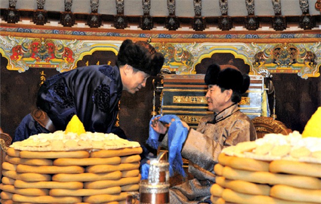 Phong tục thú vị ở những nước đón Tết cổ truyền giống Việt Nam - Ảnh 3.