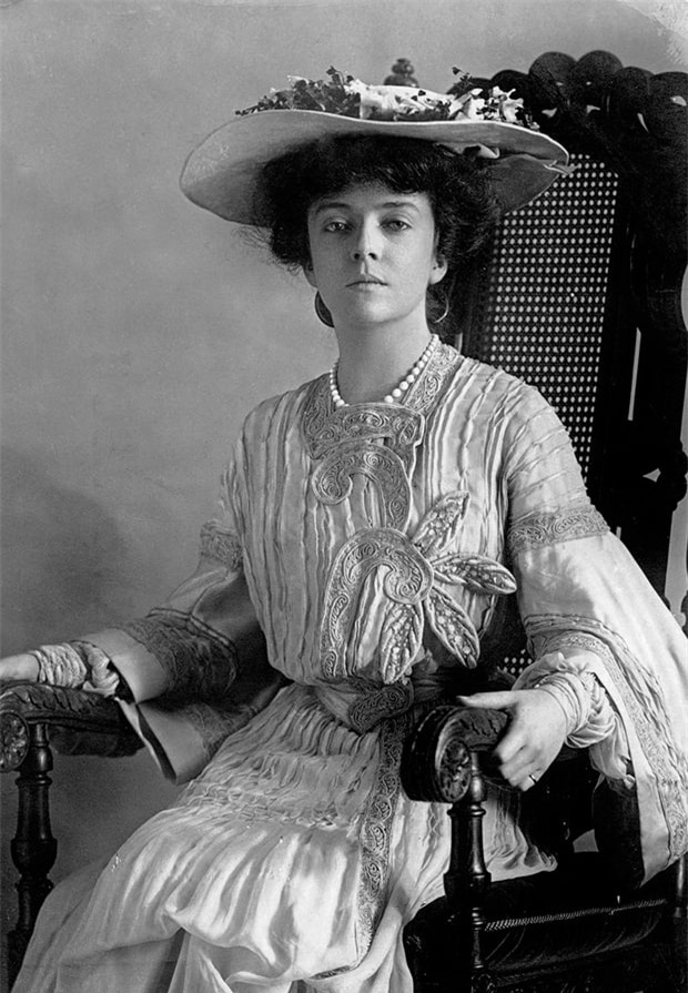 Những hình ảnh xinh đẹp của các cậu ấm cô chiêu trong Nhà Trắng-1