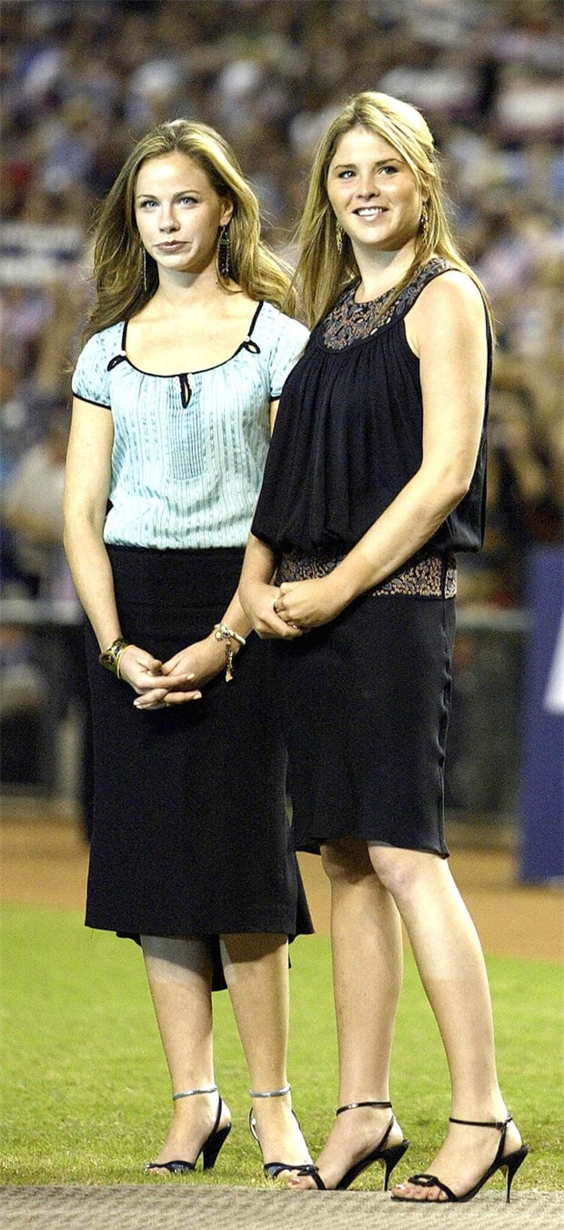 Những hình ảnh xinh đẹp của các cậu ấm cô chiêu trong Nhà Trắng-7