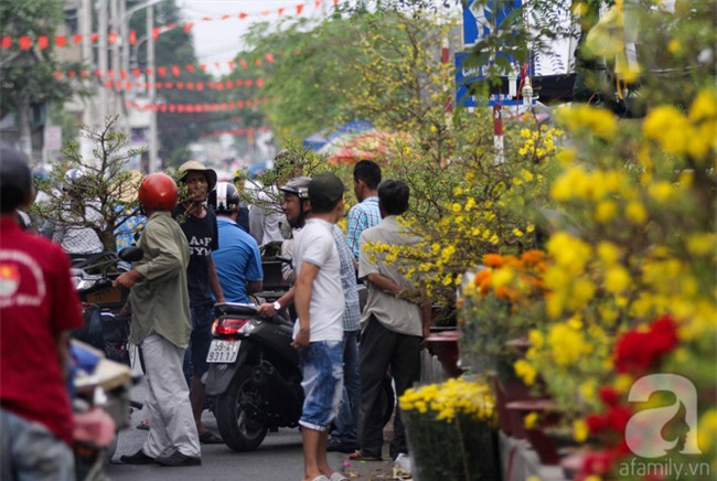 Cứ thấy những thứ này là cảm nhận ngay được vị Tết Sài Gòn - Ảnh 13.