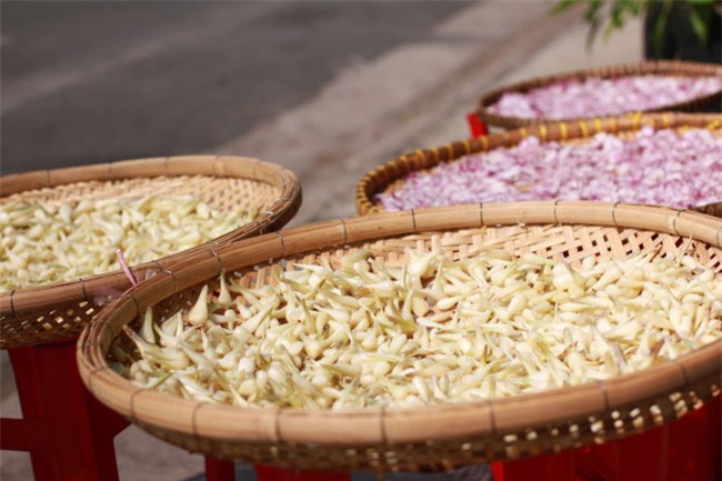 Cứ thấy những thứ này là cảm nhận ngay được vị Tết Sài Gòn - Ảnh 3.