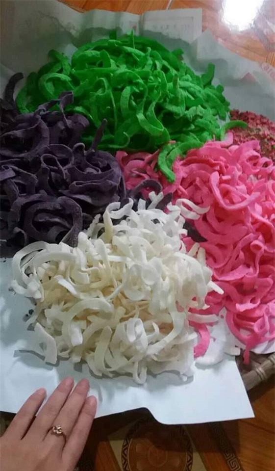 Công trình tai nạn đón Tết của chị em năm nay thêm món mứt dừa non mà như tóp mỡ - Ảnh 4.