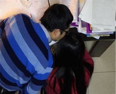 Bỏ nửa tỷ/năm cho con học thêm, không ngờ con gái bị gia sư xâm hại suốt 1 năm trời mà cha mẹ không hay - Ảnh 1.
