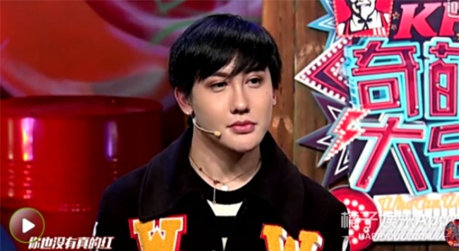 Thì ra đây là lý do khiến anh chàng mặt rắn tự hào vì vẻ đẹp tự nhiên không chỉnh sửa của mình - Ảnh 13.