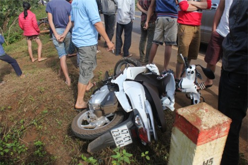 tin moi nhat vu xe bien xanh gay tai nan khien 2 co giao tu vong - 2