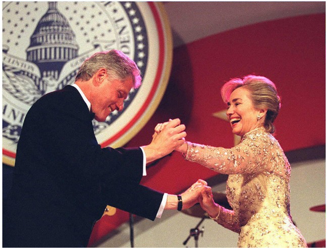 Các Đệ nhất phu nhân Mỹ xinh đẹp nhường nào trong dạ tiệc khiêu vũ mừng lễ nhậm chức của chồng? - Ảnh 8.