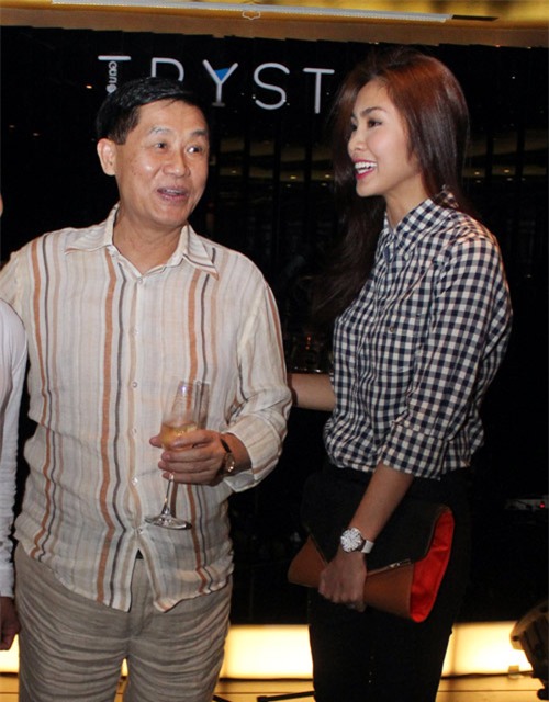 sao Việt, MC Thảo Vân, MC Đan Lê, Tăng Thanh Hà, bố chồng sao Việt
