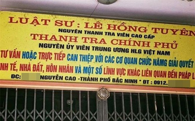 Luật sư trưng biển hiệu
