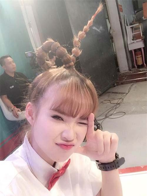 cap nhat ngay xu huong cot toc den long dien tet bat theo xu huong sao viet - 3