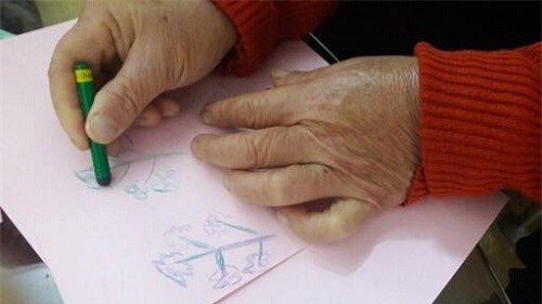 xot thuong nhung nguoi phu nu phai bo nha, lanh nan noi xa vi ... so chong - 2