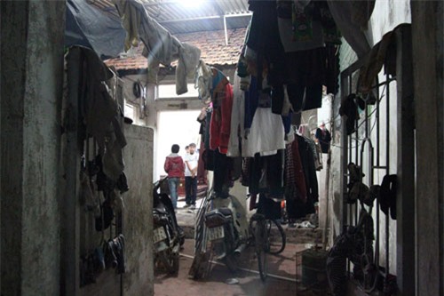 nguoi phu nu de nhieu nhat thu do mo ve chiec banh chung, canh dao ngay tet - 3