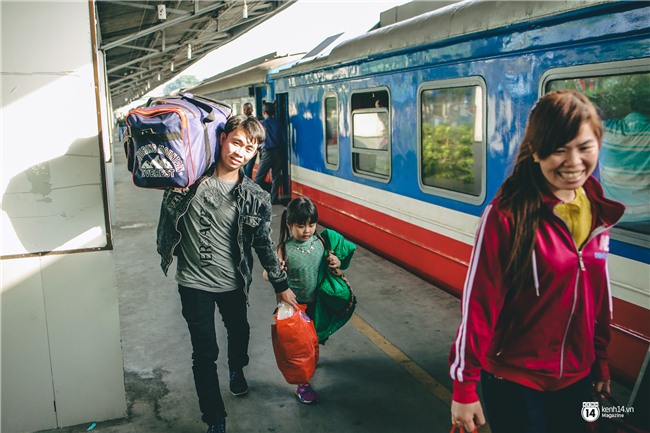 Tết, là giọt nước mắt tha hương và những chuyến tàu trở về - Ảnh 8.