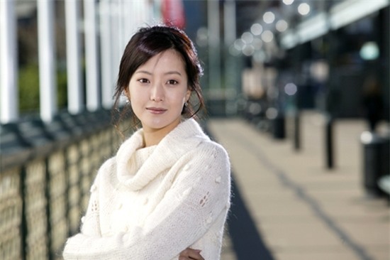 14 năm một tượng đài, Kim Hee Sun vẫn là nữ thần không tuổi của màn ảnh Hàn - Ảnh 21.