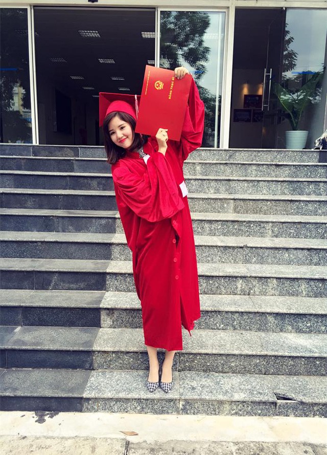 Ngô Tuyết Mai nhanh chóng ổn định công việc và hoàn tất chương trình thạc sĩ luật.