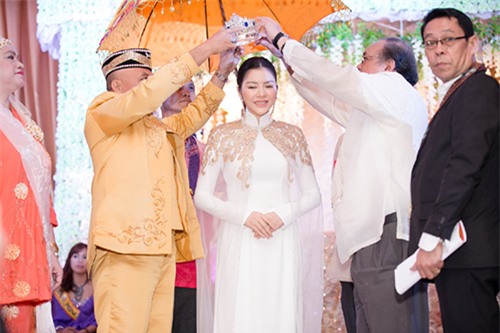 ly nha ky: “toi dang yeu hoang tu suot 8 nam qua” - 3