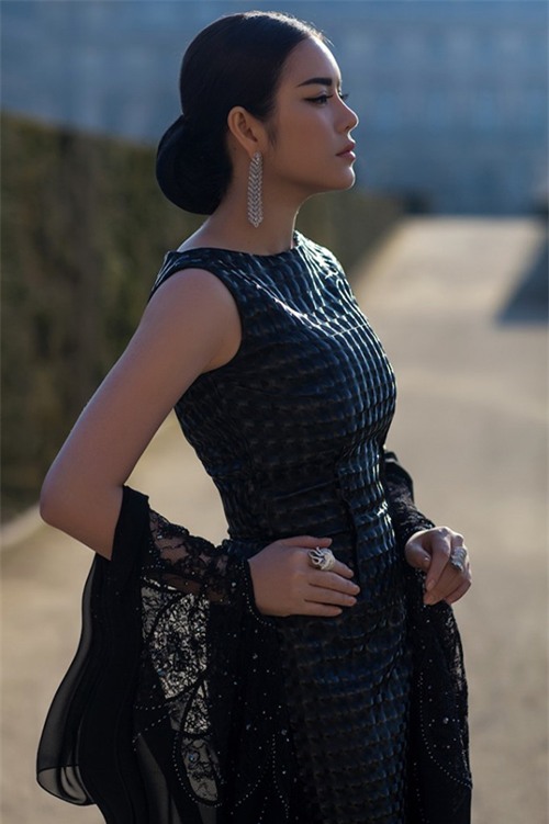 ly nha ky: “toi dang yeu hoang tu suot 8 nam qua” - 7