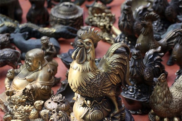 Thế giới đồ xưa cũ mỗi năm xuất hiện một lần ở phố cổ Hà Nội