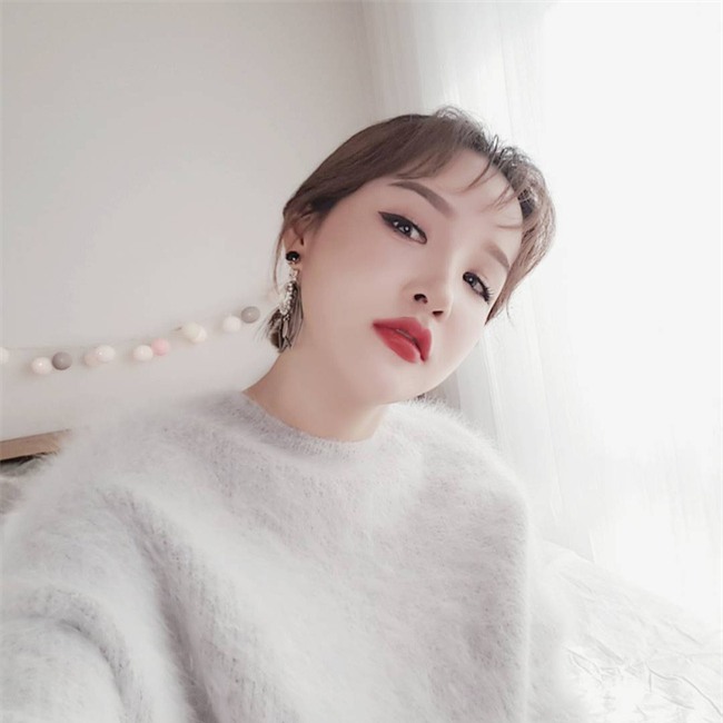 Chọn màu son đúng chuẩn cho 3 ngày đầu xuân đón Tết - Ảnh 12.