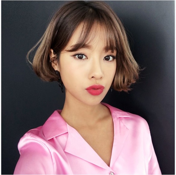 Chọn màu son đúng chuẩn cho 3 ngày đầu xuân đón Tết - Ảnh 5.