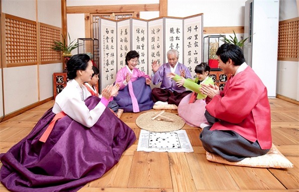 vi sao nguoi han quoc dot tre, treo xeng ngay tet? hinh anh 1