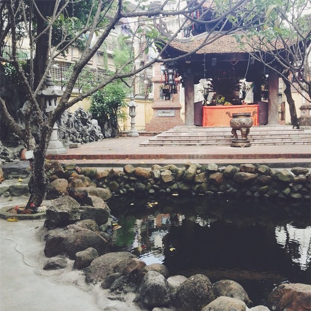 15 ngôi chùa linh thiêng nên đi lễ dịp đầu năm ở Hà Nội, Sài Gòn - Ảnh 8.