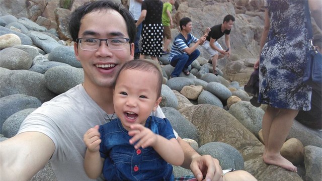 Cùng đón một năm mới đầy hy vọng khi nhìn lại những ông bố tuyệt vời năm qua - Ảnh 1.