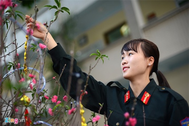 Tết của những bóng hồng cảnh sát đặc nhiệm - Ảnh 14.