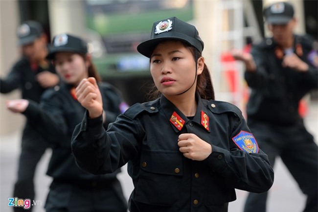 Tết của những bóng hồng cảnh sát đặc nhiệm - Ảnh 3.