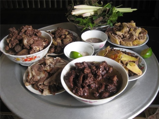 la ky thon ỏ hà nọi dàu nam mói nhat dinh an mon “moc ton” hinh anh 1