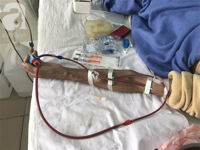 Cái Tết thiếu thốn nhưng không nguôi hi vọng của bệnh nhân chạy thận ở Hà Nội - Ảnh 4.