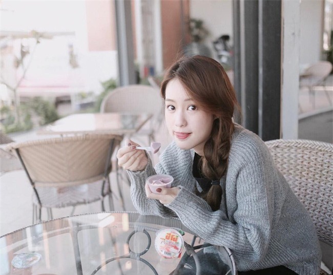 4 kiểu tóc đẹp duyên dành cho nàng tóc dài chán để tóc xoã - Ảnh 10.