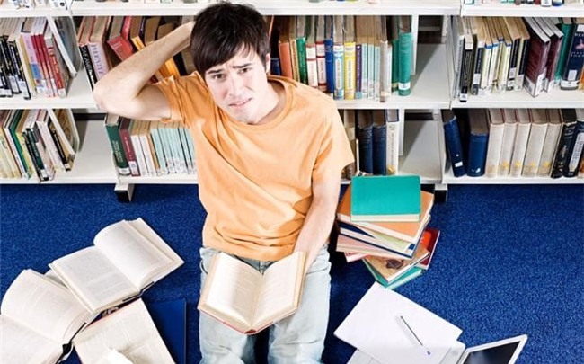 1/5 sinh viên Anh không hài lòng với trường của mình - 1