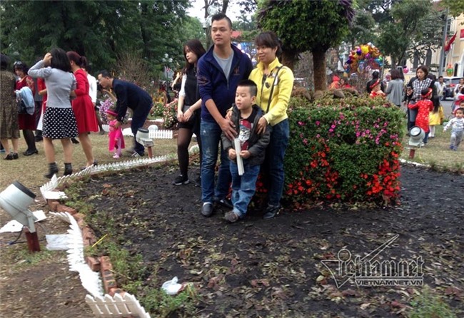 Hình ảnh Hồ Gươm một năm chỉ gặp một lần