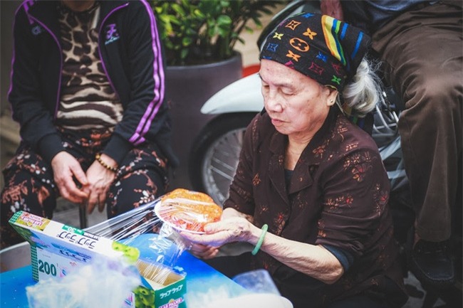 Những ngày đầu năm dần trôi đi, bỗng khắc khoải hoài mong không khí rộn ràng chợ giáp Tết - Ảnh 13.