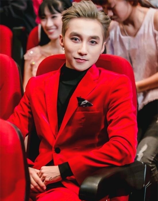 co duyen nao khien son tung lot top 55 guong mat thoi trang chau a hinh anh 4