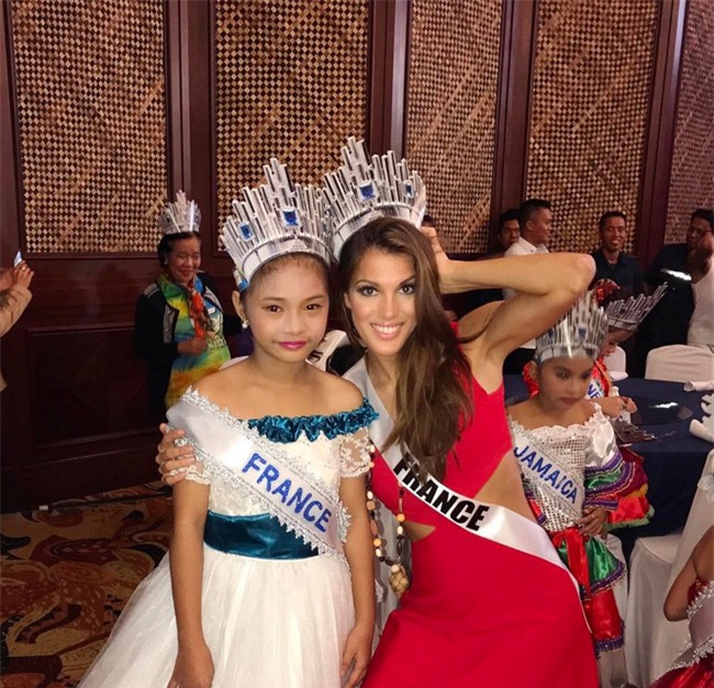 Ngắm nhan sắc xinh đẹp của Tân Hoa hậu Hoàn vũ 2016 - Iris Mettenaere - Ảnh 8.