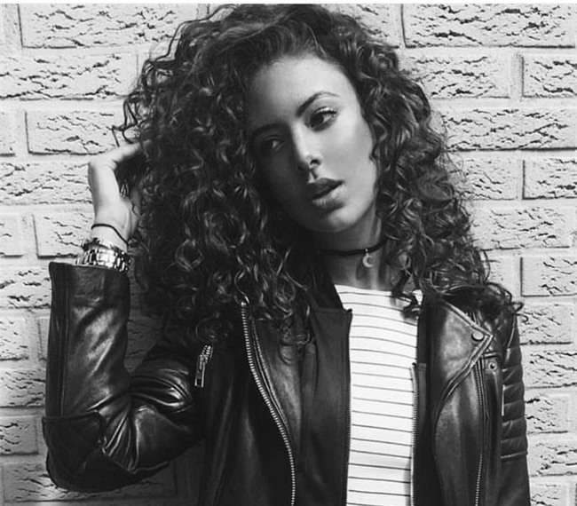 Không chỉ mỹ nhân Pháp, đây cũng là cô gái nhắc đến nhiều nhất sau Hoa hậu Hoàn vũ 2016 - Ảnh 5.