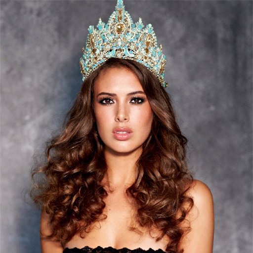 Không chỉ mỹ nhân Pháp, đây cũng là cô gái nhắc đến nhiều nhất sau Hoa hậu Hoàn vũ 2016 - Ảnh 7.