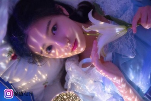 Thêm một "thiên thần trà sữa" khiến triệu trái tim tan chảy - 8