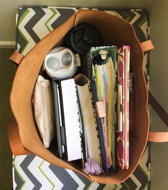 Những nỗi khổ của sinh viên xa nhà khi... hết Tết - Ảnh 2.